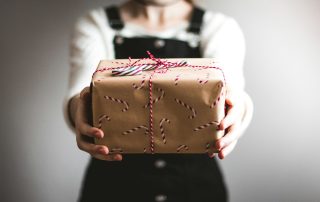 The Art of Giving Thoughtful Closing Gifts in Real Estate: A Personal Touch for Lasting Impressions cover
